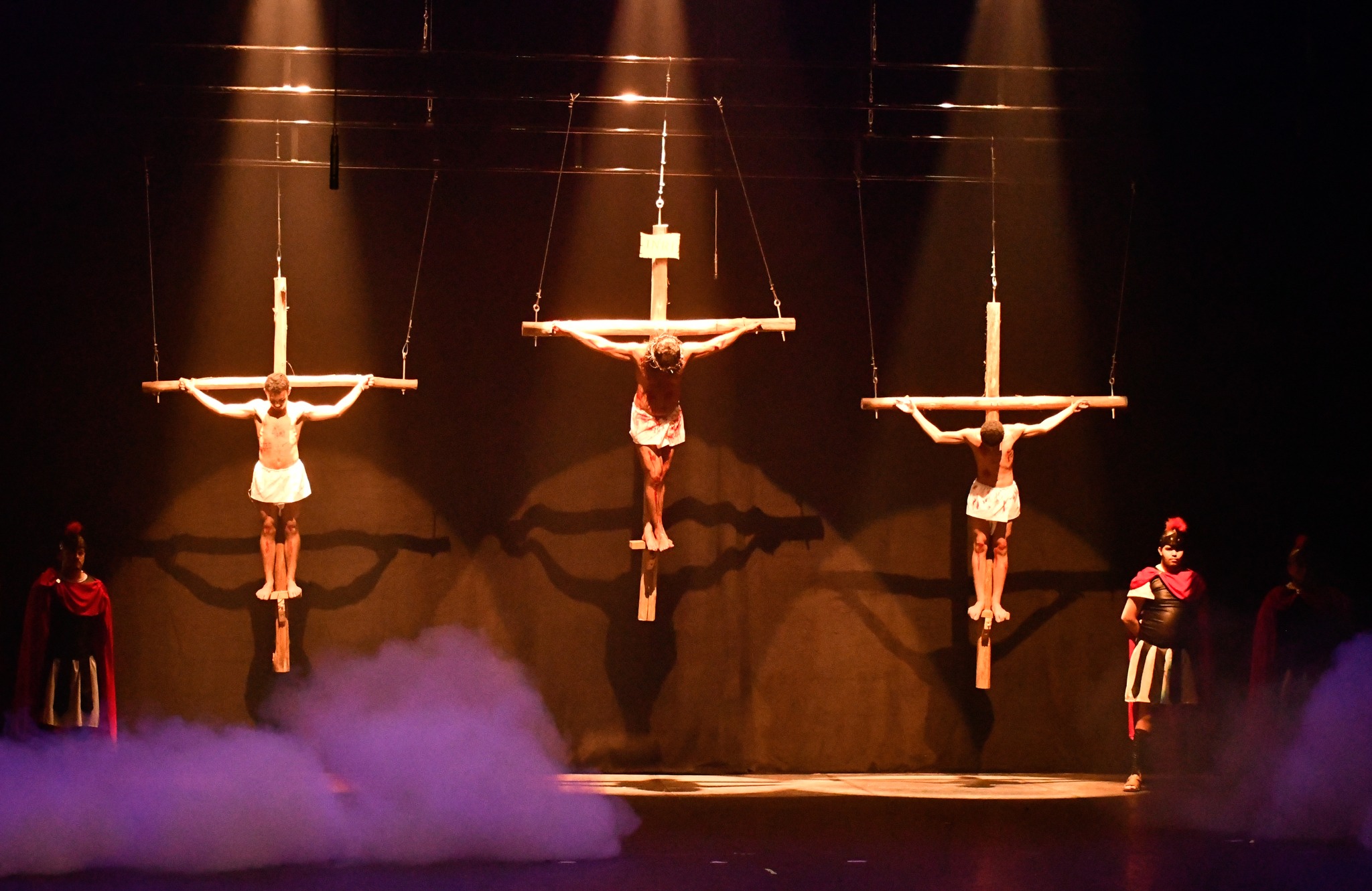 Espetáculo “Paixão de Cristo – O Amor de Cristo nos Uniu” encanta mais de cinco mil pessoas em Barueri