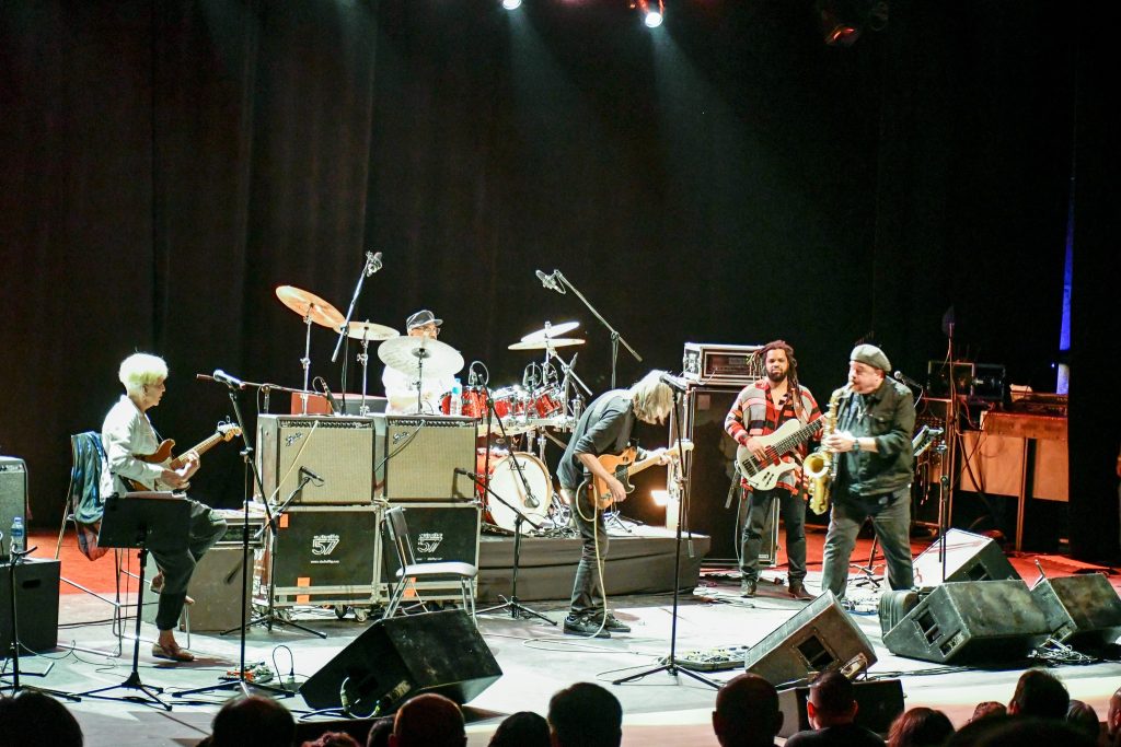 Noite de Música com o Guitarrista norte-americano Mike Stern