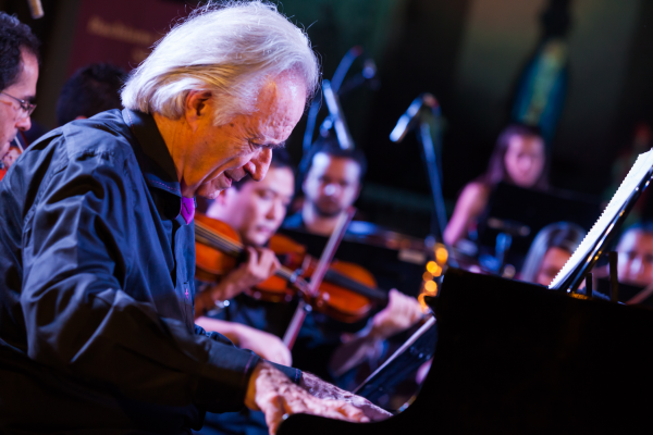 João Carlos Martins e Orquestra Bachiana abrem Natal Encantado